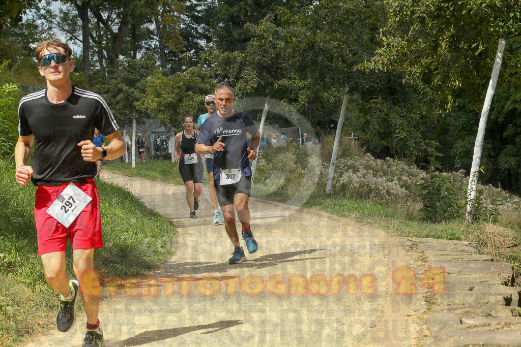 250824_1342_EX1_3304 | Sportfotografie im Rhein-Sieg Kreis, Köln, Bonn, NRW, Rheinland Pfalz, Hessen, etc. Unser Tätigkeitsfeld umfasst den Laufsport vom Volkslauf über den Marathon, Duathlon, Triathon bis zum Ultralauf wie Kölnpfad Ultra oder Schindertrail.