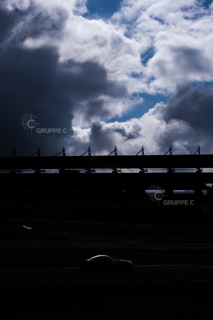GTWC825_083010171600064GT_GT | Fanatec GT World Challenge Europe Endurance Cup Powered by AWS - Round 8, Nürburgring 2025 - Foto: Gruppe C Photography - Realisiert mit Pictrs.com