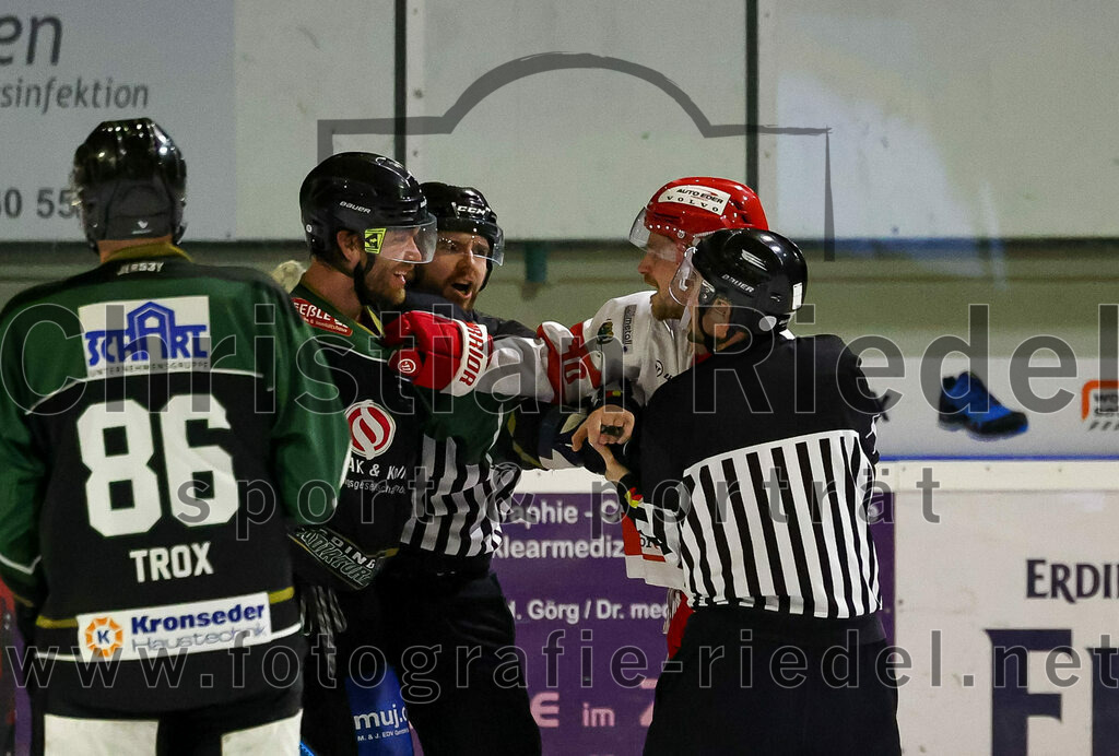 2023-03-14_148_TSV_Erding_gegen_TEV_Miesbach | Erding, Deutschland, 14.03.2023:
Eishockey, Bayernliga Playoffs 2022 / 2023, Halbfinale, TSV Erding gegen TEV Miesbach, Endergebnis: 5:3

Foto: Christian Riedel / fotografie-riedel.net