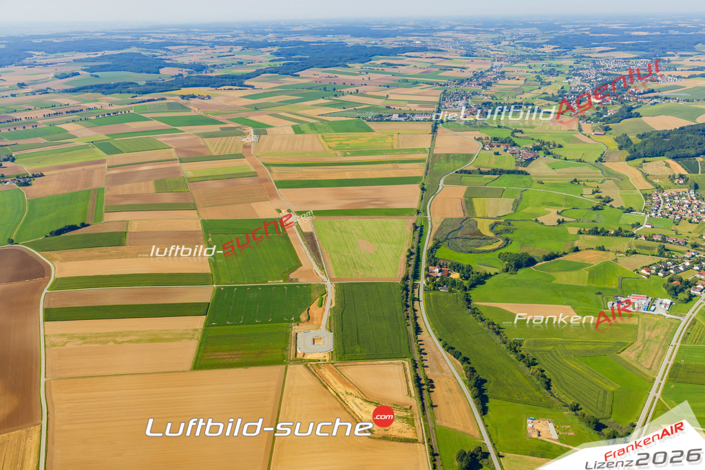Schrägluftbild  Grafentraubach  Laberweinting - Das Luftbild wurde 2025 vom UL-Flugzeug heraus erstellt ( keine Drohne ) - Hochauflösende Luftaufnahme -Nicht vergleichbar mit Google Maps oder Satelittenbilder- Die Geschenkidee !Mit Lizenz und Bildrechte bestellbar