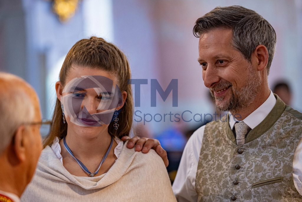 RR5M7343 | Firmung Klagenfurt-Dom 19.05.2024 8 Uhr