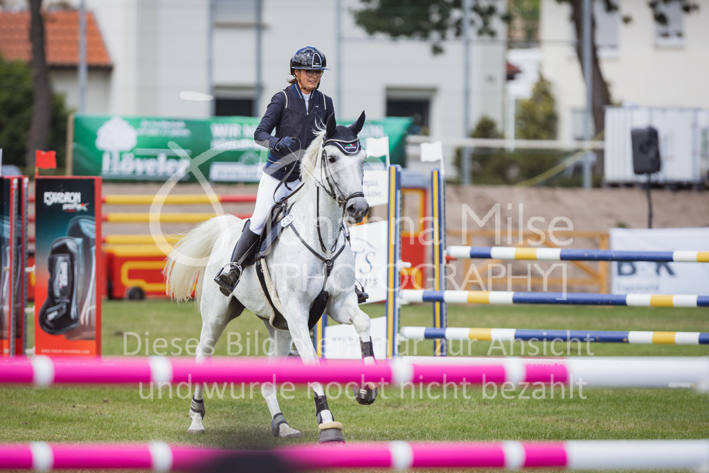 220716_LC_Punkte-L1-213 | Deine schönsten Turniermomente als professionelle Fotos! Entdecke hochwertige Pferdesport-Fotografie im Online-Shop. Jetzt Fotos finden & bestellen!