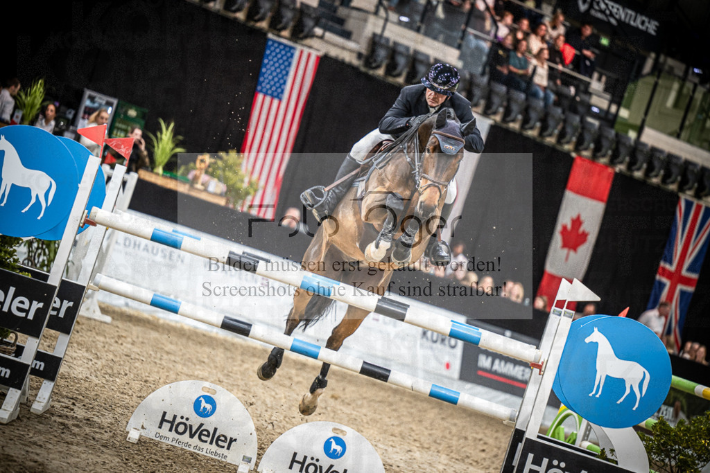 DOS_2828 | Entdecke hochwertige Reitturnierfotos von Foto Oger. Professionell, emotional und authentisch – jetzt Lieblingsmomente im Shop bestellen.Deutschlandweite Turnierfotografie. - Realisiert mit Pictrs.com