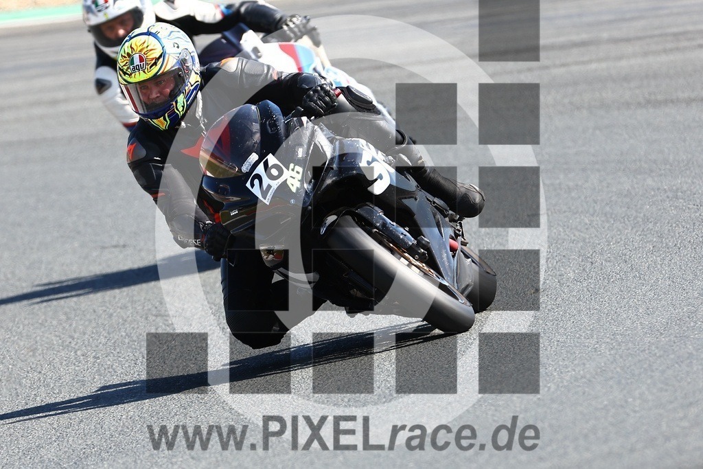 0026-20240812_01292 | Schöne Erinnerungen an spannende Momente - das festzuhalten ist unser Job. PIXELrace.de ist seit 2003 auf den Rennstrecken Europas unterwegs um die Action draußen beim Fahren und die wunderbare Stimmung imm Fahrerlager für euch einzufangen.