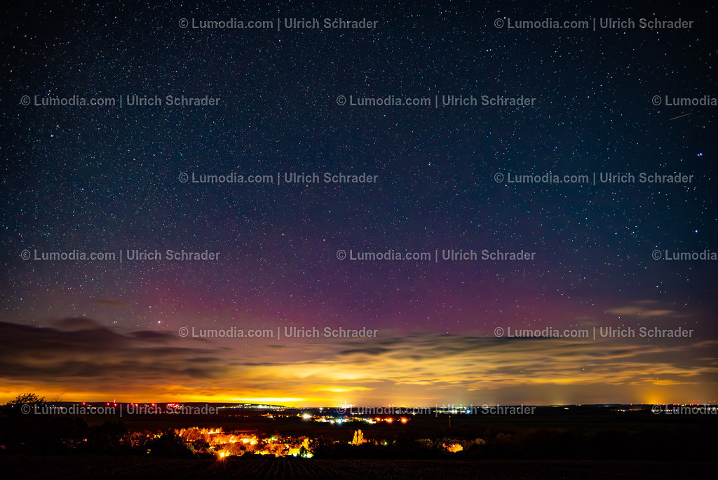 10049-13032 - Nächtliches Lichtspiel | Stockfoto und Bilderpool mit Bildmaterial aus Deutschland, dem Harz, Halberstadt, Quedlinburg, Wernigerode und weltweit. Qualitativ hochwertige und professionelle Fotos anschauen und kaufen. - Realisiert mit Pictrs.com