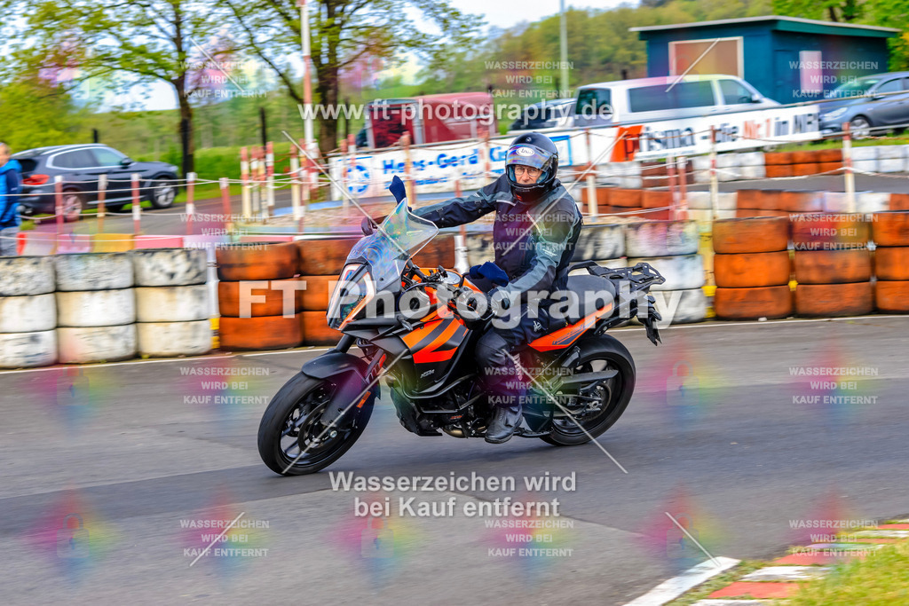 _OTO3230 | Hier findet Ihr Bilder von Touristenfahrten auf der Nürburgring Nordschleife oder von anderen Veranstaltungen die ich besucht habe. Viel Spass beim Durch Schauen 