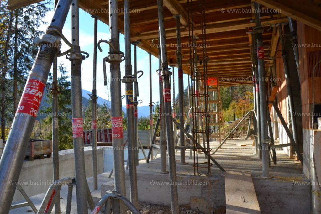 bib-lg04-betonarbeiten-0616 | Nach LV-Leistungsgruppen sortierte Detailfotos über den Bau eines Hauses. Alle Hausbau-Bilder direkt vom Urheber und Autor der Website Haus-Selber-Bauen.com