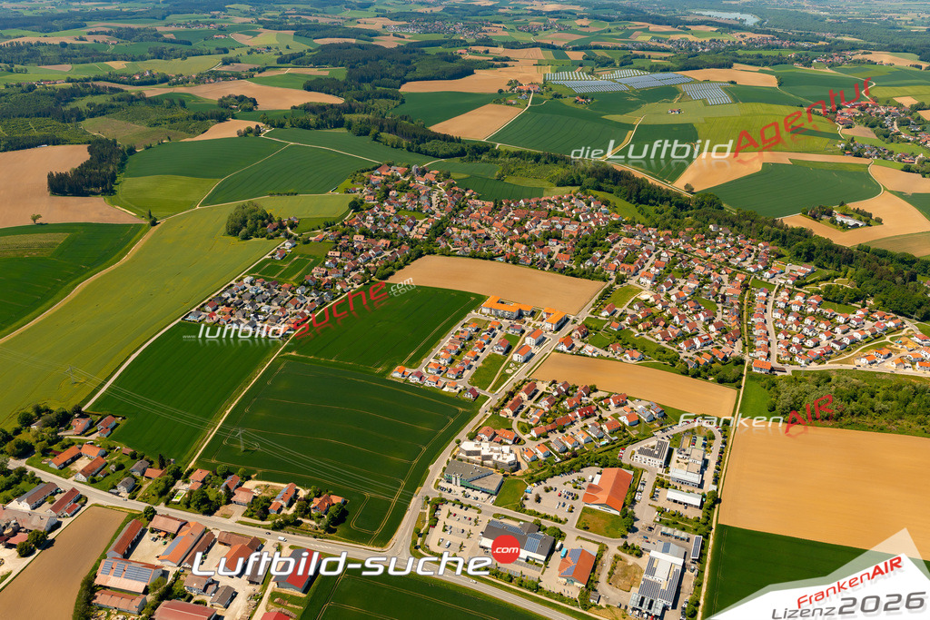 Das Luftbild zeigt : Kalteneck Kumhausen - Die Luftaufnahme wurde 2024 vom UL-Flugzeug aus erstellt ( keine Drohne ) - Hochauflösende Luftaufnahme - Für grossformatige Ausdrucke geeignet. Die Geschenkidee !Mit Lizenz und Bildrechte bestellbar
