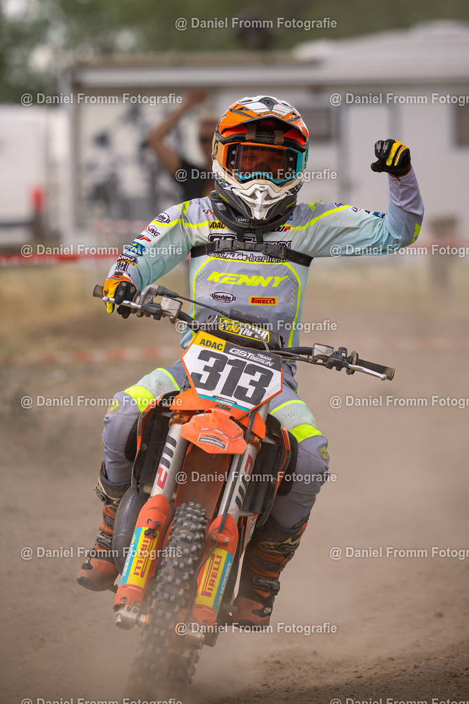 0V8A0957 | DanielFrommFotografie - Realisiert mit Pictrs.com