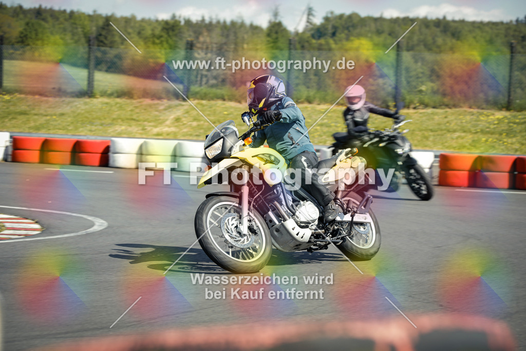OBK_Mai_Martina_Markus-10500 | Hier findet Ihr Bilder von Touristenfahrten auf der Nürburgring Nordschleife oder von anderen Veranstaltungen die ich besucht habe. Viel Spass beim Durch Schauen 
