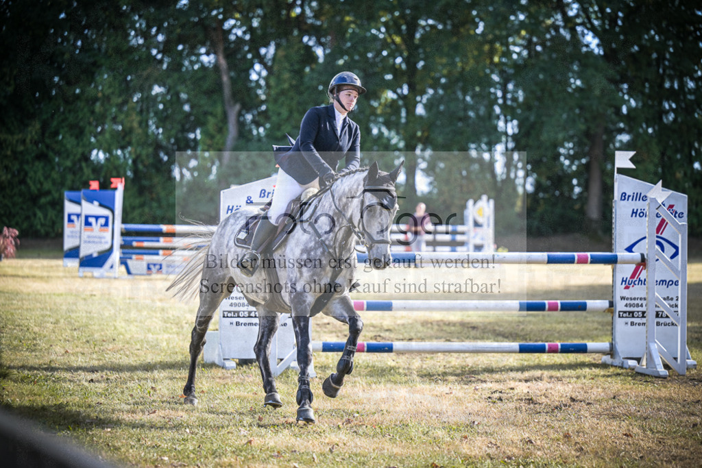 DOS_0640 | Entdecke hochwertige Reitturnierfotos von Foto Oger. Professionell, emotional und authentisch – jetzt Lieblingsmomente im Shop bestellen.Deutschlandweite Turnierfotografie. - Realisiert mit Pictrs.com
