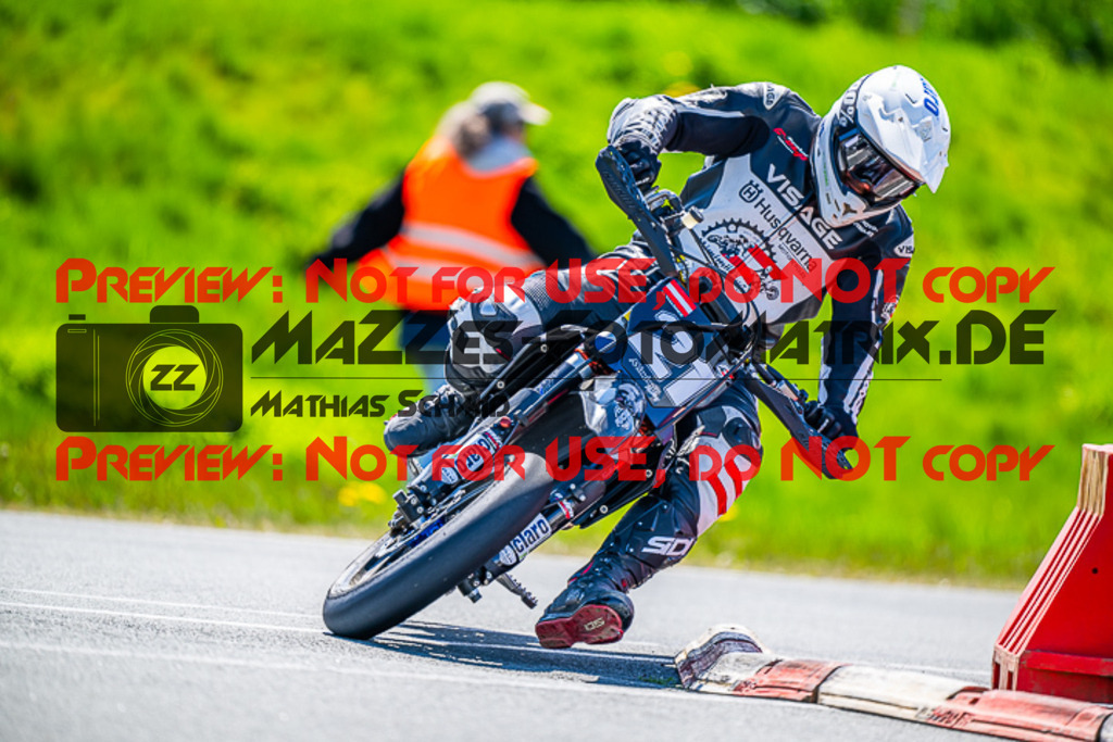 MaZZes_FotoMatrix_230506_4986 | S1