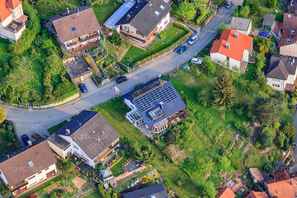 Luftbild: Albert-Schneller-Weg im Ortsteil Grünwettersbach in Karlsruhe im Bundesland Baden-Württemberg in Deutschland. Foto: IMG_26425.jpg vom 28.04.2010 durch Werner Riehm/FLY-FOTO.de