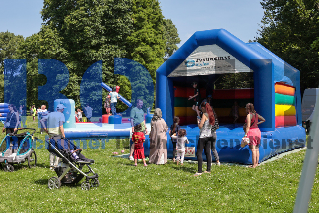 SES_BWOBOC20250617-6 | bond - Realisiert mit Pictrs.com