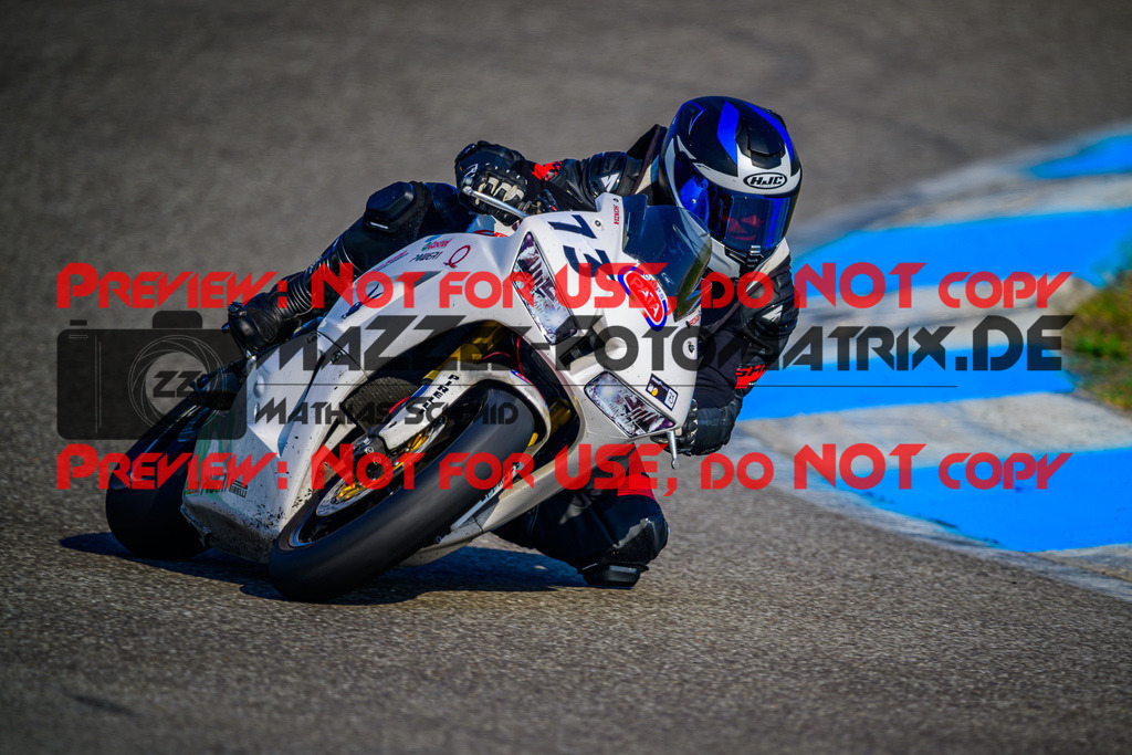 MaZZes_Fotomatrix_20250929_6007705_1855 | WEISS