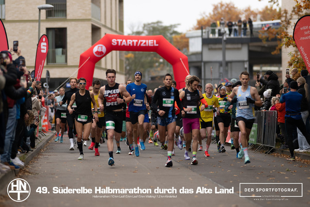 Süderelbe Halbmarathon 2025 I 09.11.2025 I Fotograf_DerSportfotograf.I 00307 | Der Sportfotograf. - Realisiert mit Pictrs.com