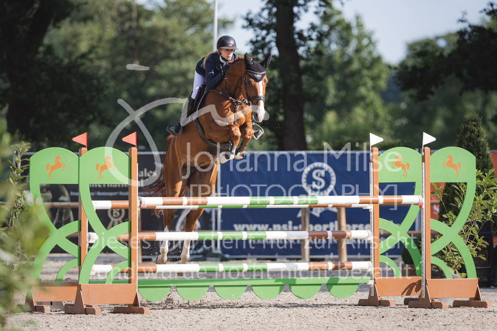 220614_Mühlen_Quali6j-861 | Late Entry Mühlen
Springpferdeprüfung Kl.M* 6j. Qualifikation zum Bundeschampionat
14.06.2022