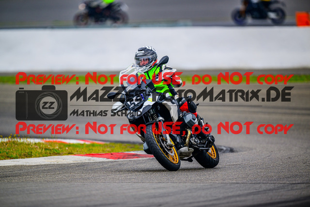 MaZZes_FotoMatrix_240717_6007705_2308 | INST