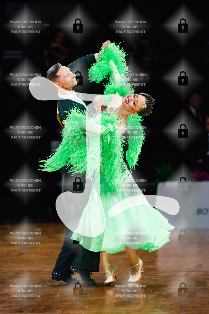 GOC 2025 - WDSF PD Super Grand Prix Standard 2nd (32) Vadim Shurin _ Anastasia Meshkova (Latvia)-2025-08-21-1480 | Webshop for digital downloads and prints of dance sport, event & show photographer Julian Link - Realisiert mit Pictrs.com