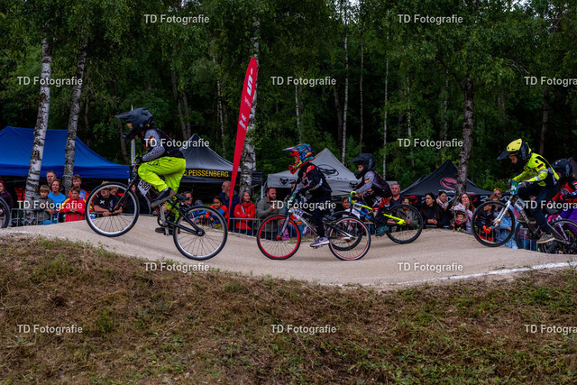 BayBMX2026-05196 | Fotogalerie von Thomas Dettweiler mit Eventbildern und lizenzfreien Fotos. Perfekt als Wandbild, für Büro, Website oder private Nutzung. - Realisiert mit Pictrs.com