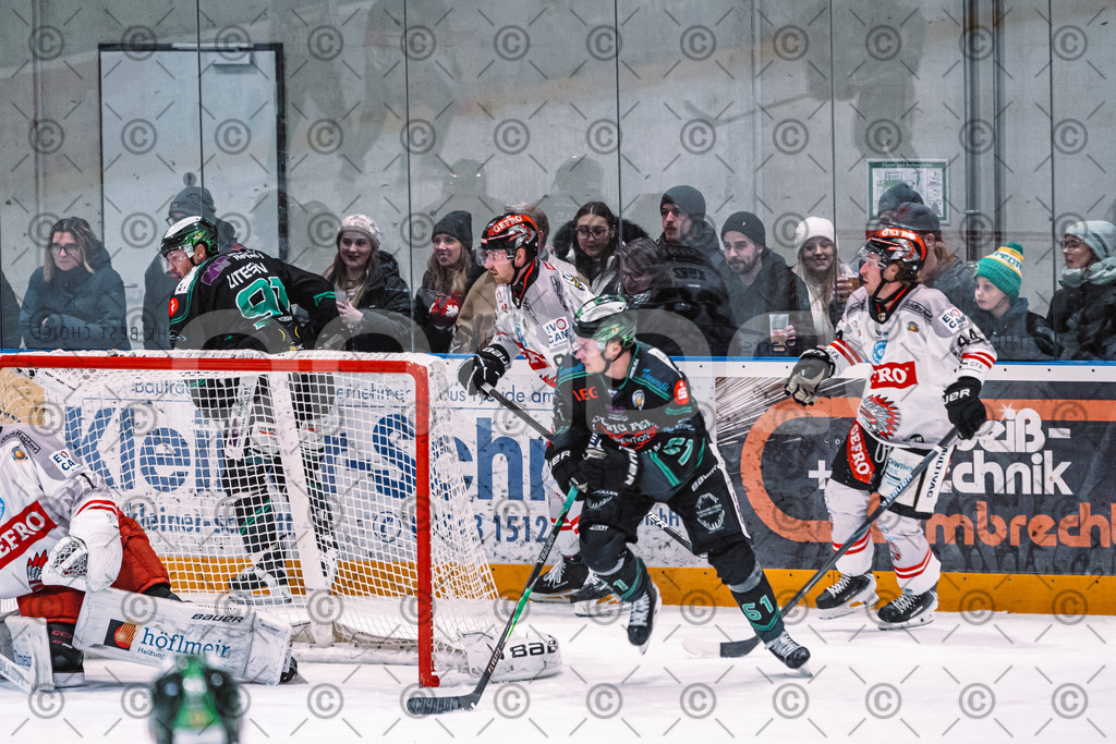 Alligators_vs_Memmingen_05_12_2025-197 | Höchstadt Alligators Fotogalerie: Eishockey-Action aus Franken. Professionelle Spielfotos, Portraits & Stadionbilder zum Download. Jetzt entdecken! - Realisiert mit Pictrs.com