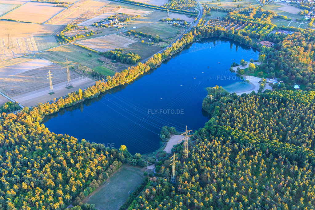 Luftbild: Heidesee in Forst im Bundesland Baden-Württemberg in Deutschland. Foto: IMG_111585.jpg vom 09.09.2018 durch Werner Riehm/FLY-FOTO.de