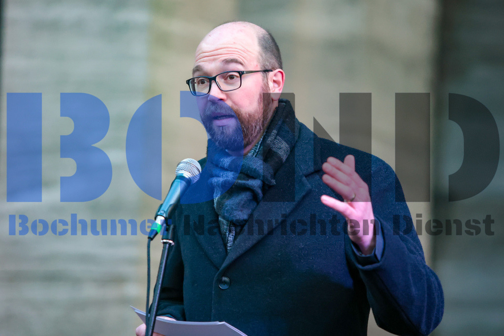 SES_BOCUKR20240223-18 | bond - Realisiert mit Pictrs.com