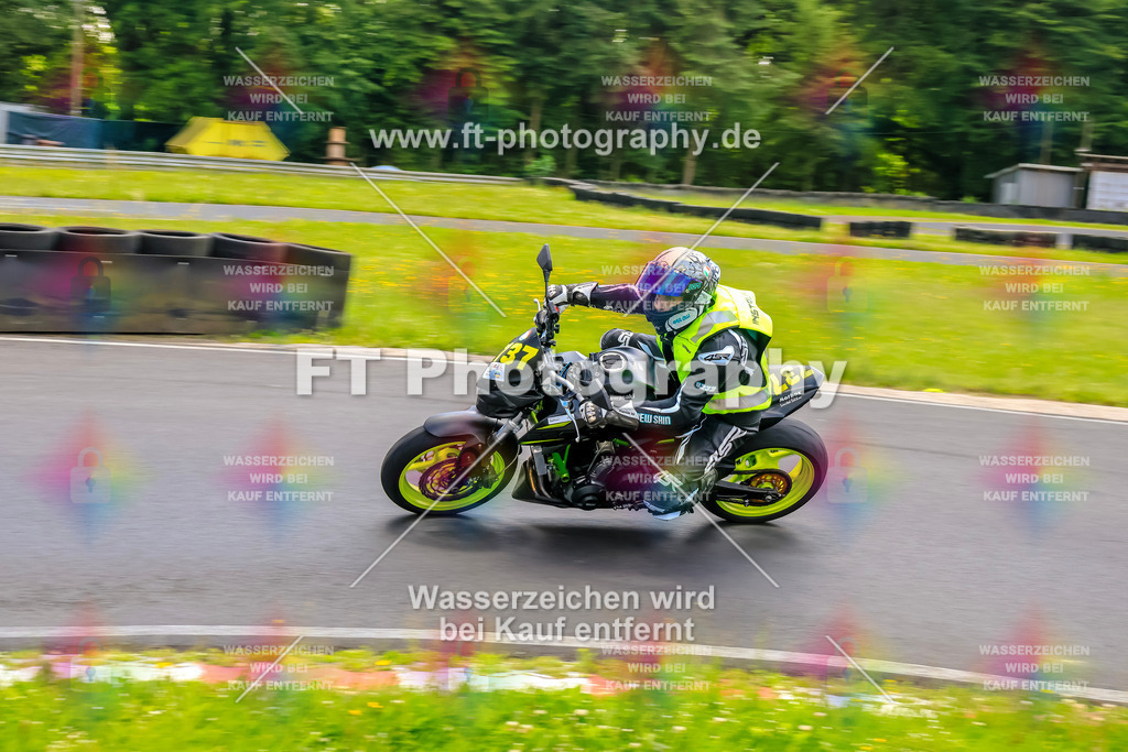 VBK-7964 | Hier findet Ihr Bilder von Touristenfahrten auf der Nürburgring Nordschleife oder von anderen Veranstaltungen die ich besucht habe. Viel Spass beim Durch Schauen 