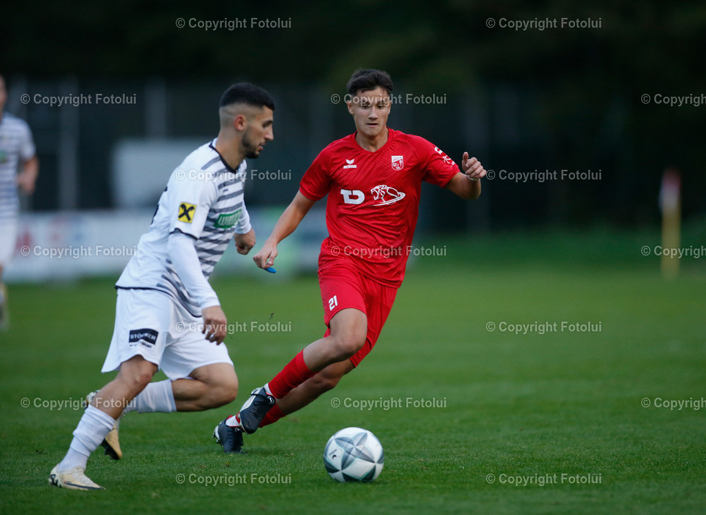 A_LUI_051024_33 | SPORT,FUSSBALL,LL .OST ASKOE OEDT 1B-UFC EFERDING 05.10.2024 IM BILD: VELJKO RAKIC (OEDT 1B) UND (EFERDING) FOTO:FOTOLUI