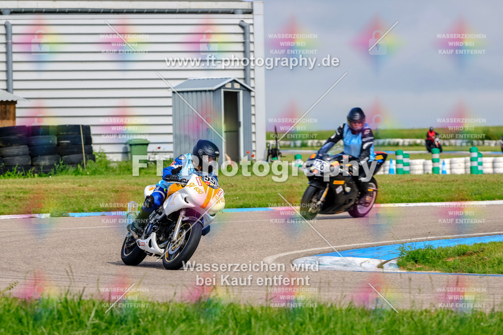 MotoTeam-8430 | Hier findet Ihr Bilder von Touristenfahrten auf der Nürburgring Nordschleife oder von anderen Veranstaltungen die ich besucht habe. Viel Spass beim Durch Schauen 