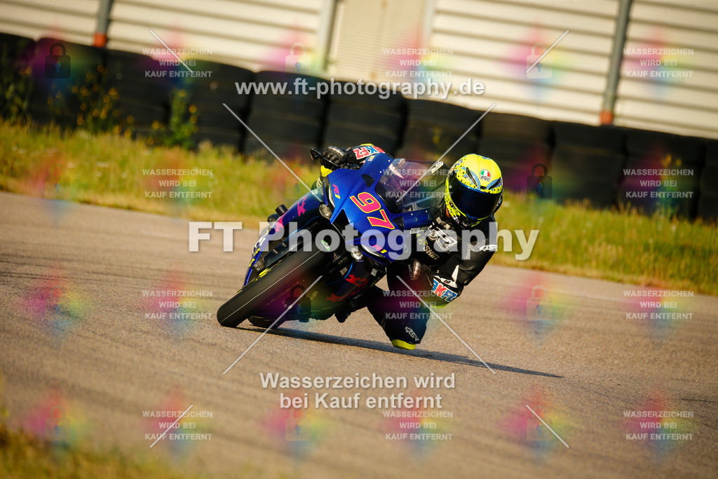 _MOT5346 | Hier findet Ihr Bilder von Touristenfahrten auf der Nürburgring Nordschleife oder von anderen Veranstaltungen die ich besucht habe. Viel Spass beim Durch Schauen 