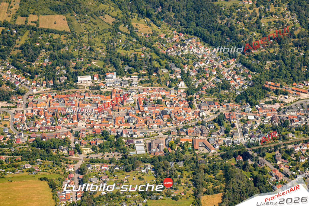 Das Luftbild zeigt :  Bad Blankenburg - Die Luftaufnahme wurde 2024 vom UL-Flugzeug aus erstellt ( keine Drohne ) - Hochauflösende Luftaufnahme - Für grossformatige Ausdrucke geeignet. Die Geschenkidee !Mit Lizenz und Bildrechte bestellbar