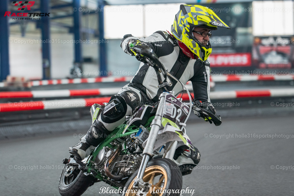 17_11_24racetrck.1103-9 | Sportfotografie , Motorsport, Motoross, Reitsport, Mointainbike, Enduro,
Landschaft , Outdoor, Eventfotografie, Landschaft, Bilder online bestellen - Realisiert mit Pictrs.com