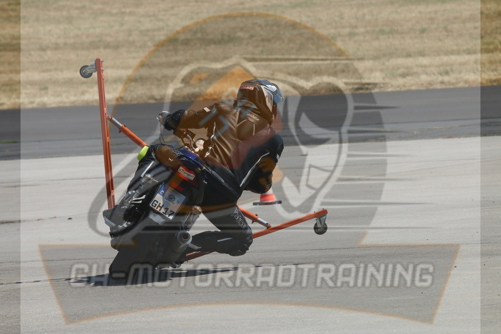 IMG_3112 | gh-motorradtraining-foto.de - Realisiert mit Pictrs.com