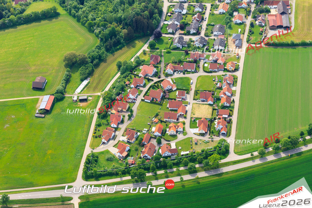 Die Luftaufnahme der Stadt Ellzee wurde vom UL-Flugzeug heraus erstellt ( keine Drohne )- hohe Auflösung für beste Qualität