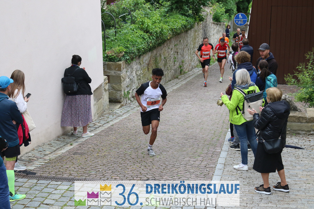 VR Bank Hauptlauf 10km | 3königslauf 2022 VR Bank Hauptlauf - Realisiert mit Pictrs.com
