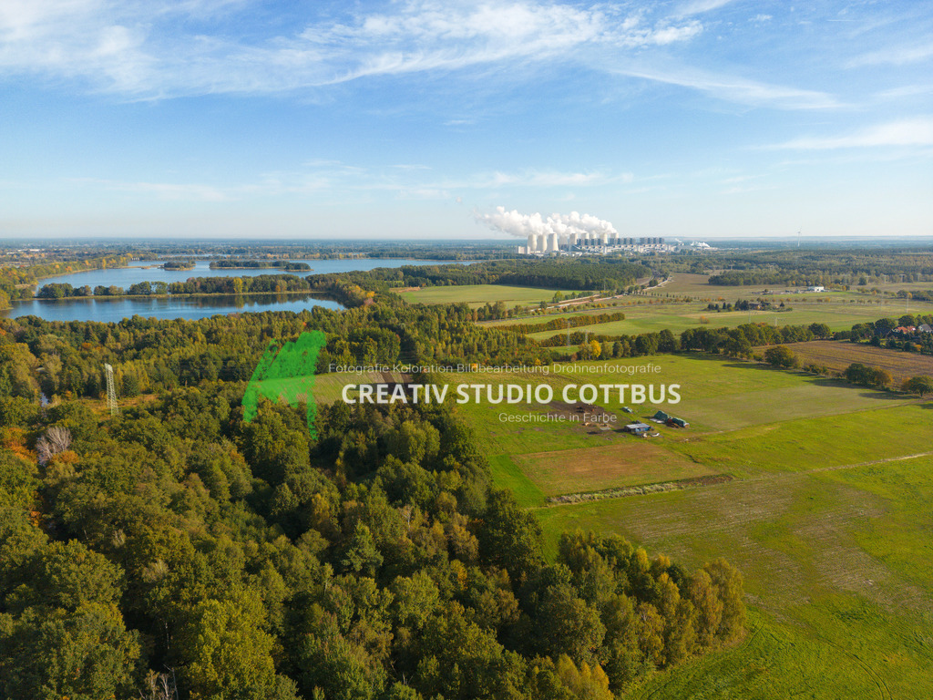 Kraftwerk Jänschwalde | Das Braunkohle Kraftwerk Jänschwalde bei Cottbus. Aktuell wurden die Blöcke der Reserve wieder in den Betrieb genommen. - Realisiert mit Pictrs.com