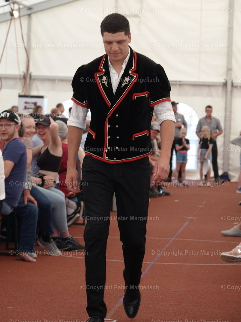 DSC06955 | Schwingen - Realisiert mit Pictrs.com