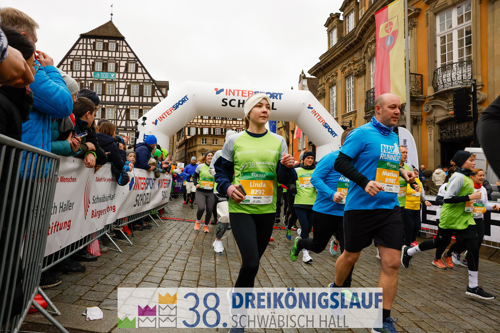 5km Roewisch Wohnbau Cup | 3 Koenigslauf 2024 5km Roewisch Wohnbau Cup - Realisiert mit Pictrs.com