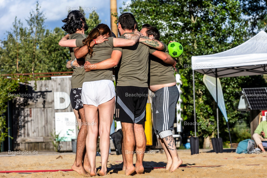 2025-200082685-Strandvölkerball-WM_1 |  23.08.2025; Berlin Foto: Gerold Rebsch - www.beachpics.de