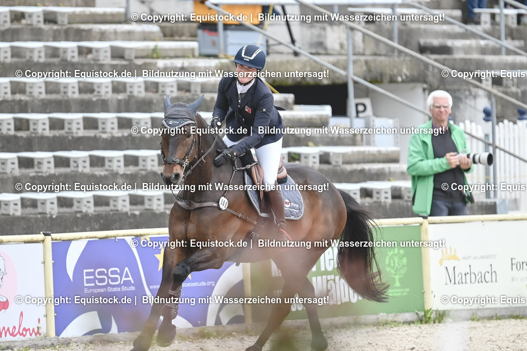 20230514_CCI4_Springen_0258 | equistock