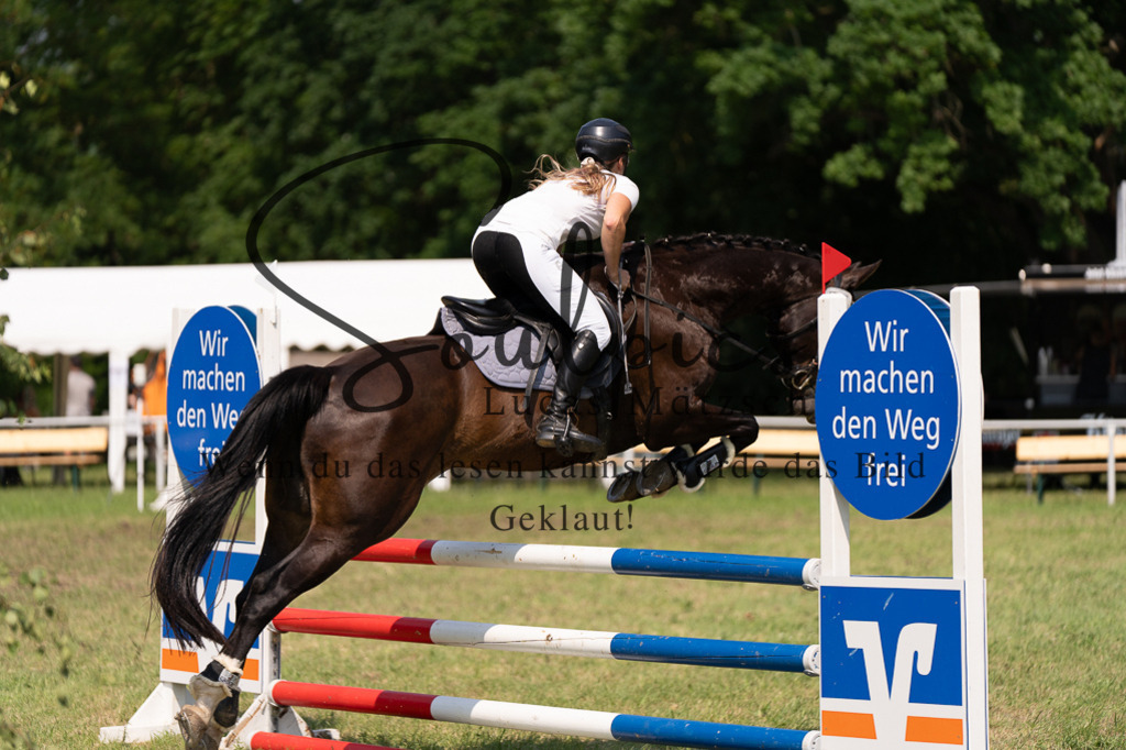 A7501947 | Turnier/Reitfotograf