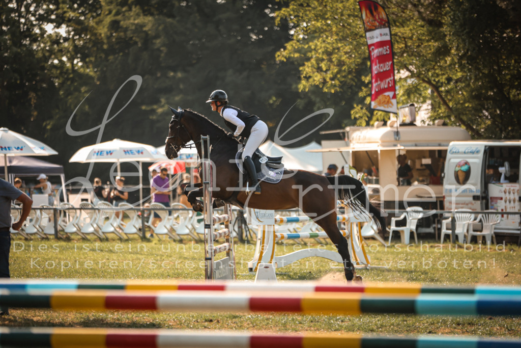 14.FrPfL00135 | Leoni Ertmer Photography - Realisiert mit Pictrs.com