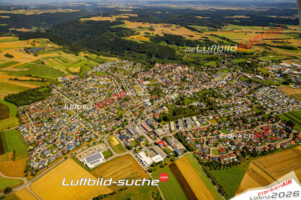 Das Luftbild zeigt :  Dornhan - Die Luftaufnahme wurde 2024 vom UL-Flugzeug aus erstellt ( keine Drohne ) - Hochauflösende Luftaufnahme - Für grossformatige Ausdrucke geeignet. Die Geschenkidee !Mit Lizenz und Bildrechte bestellbar