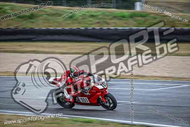 pubi9573 | Professionelle Fotos von Sportveranstaltungen, aber auch Hochzeiten und anderen Events. - Realisiert mit Pictrs.com