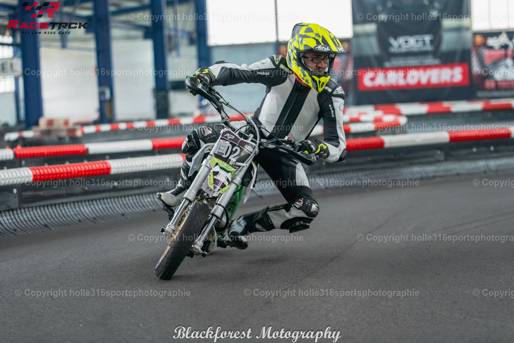 17_11_24racetrck.1104-2 | Sportfotografie , Motorsport, Motoross, Reitsport, Mointainbike, Enduro,
Landschaft , Outdoor, Eventfotografie, Landschaft, Bilder online bestellen - Realisiert mit Pictrs.com