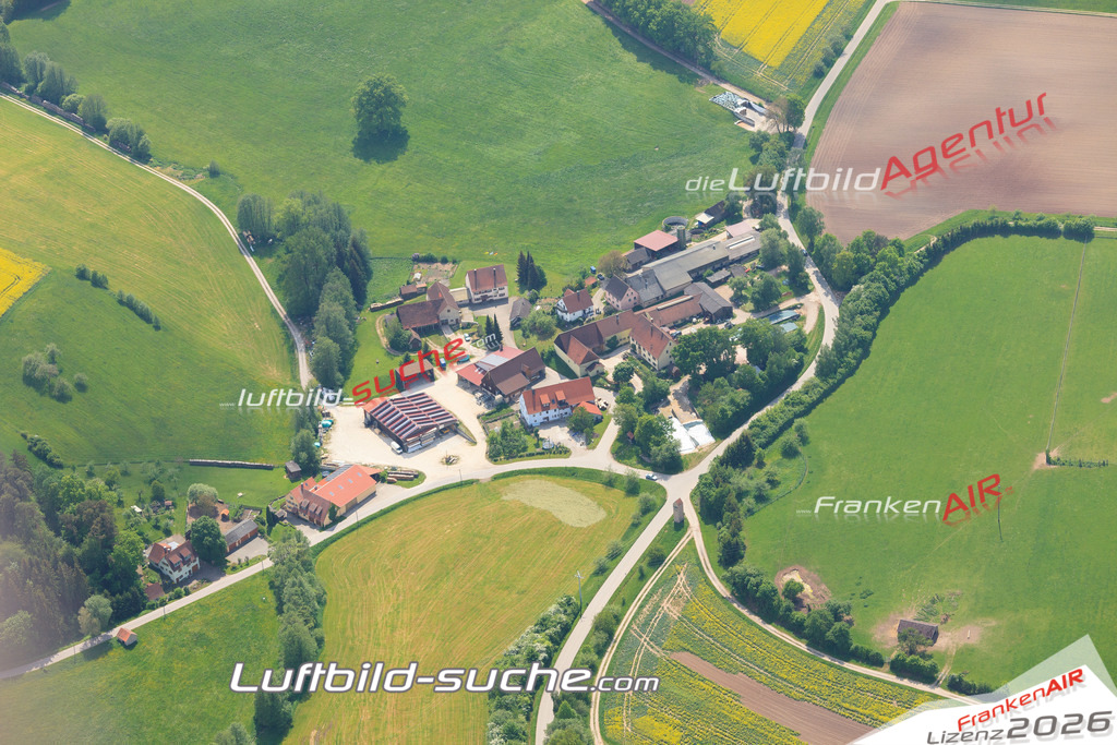 Luftbild von Veitswend Dinkelsbühl - Luftaufnahme wurde 2015 von https://frankenair.de mittels Flugzeug (keine Drohne) erstellt - die Geschenkidee
