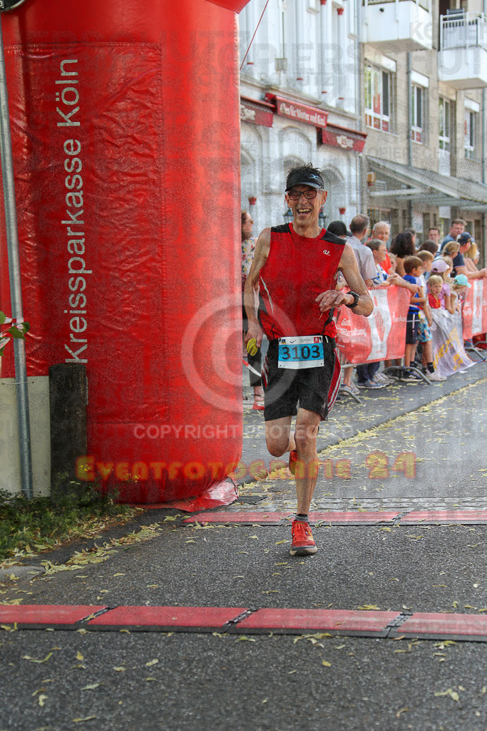 220625_1650_EX1_5179 | Sportfotografie im Rhein-Sieg Kreis, Köln, Bonn, NRW, Rheinland Pfalz, Hessen, etc. Unser Tätigkeitsfeld umfasst den Laufsport vom Volkslauf über den Marathon, Duathlon, Triathon bis zum Ultralauf wie Kölnpfad Ultra oder Schindertrail.