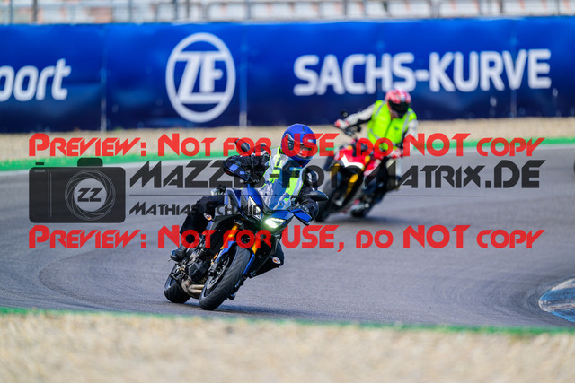 MaZZes_FotoMatrix_240615_6007705_3638 | INST