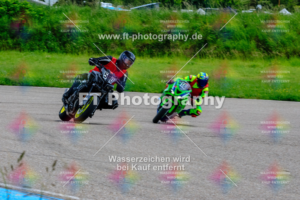 MotoTeam-9951 | Hier findet Ihr Bilder von Touristenfahrten auf der Nürburgring Nordschleife oder von anderen Veranstaltungen die ich besucht habe. Viel Spass beim Durch Schauen 